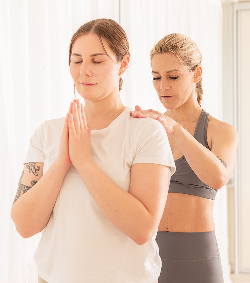 samtosha yoga studios präventionskurse